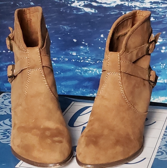 Suede Western Booties - Picture 2 of 4